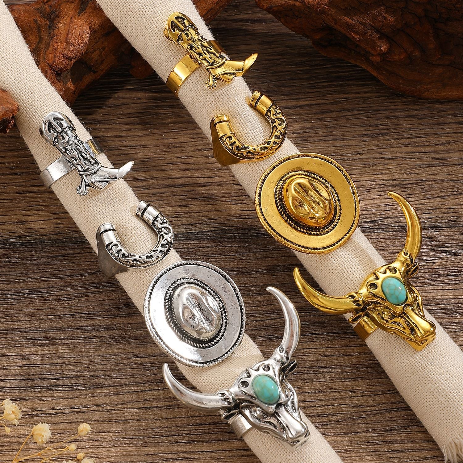 Wholesale Retro Western Cowboy Zinc Alloy 3 Piece Ring Set Antique Gold Boot Hat Bull Head Horseshoe Motif Punk Jewelry Accessory Gift
