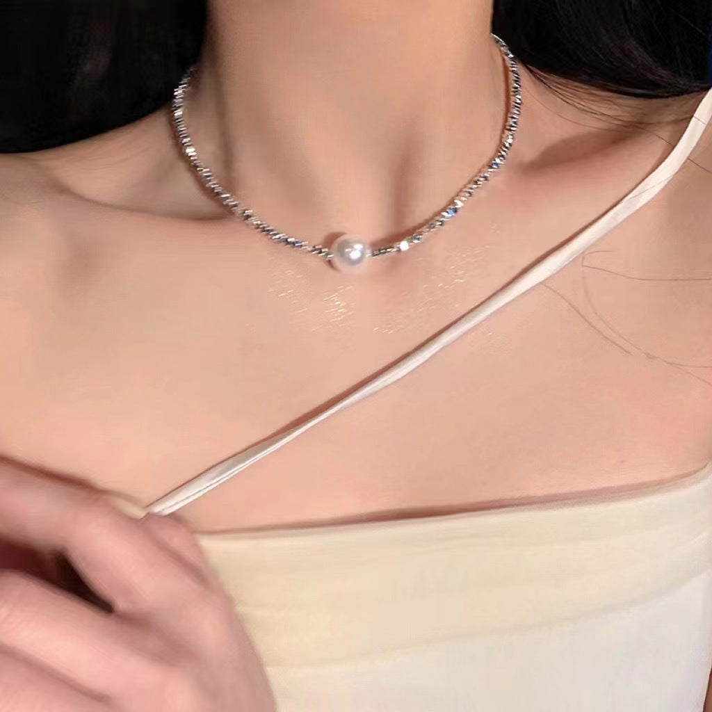 Wholesale light luxury geometric irregular silver shining star pearl clavicle necklace