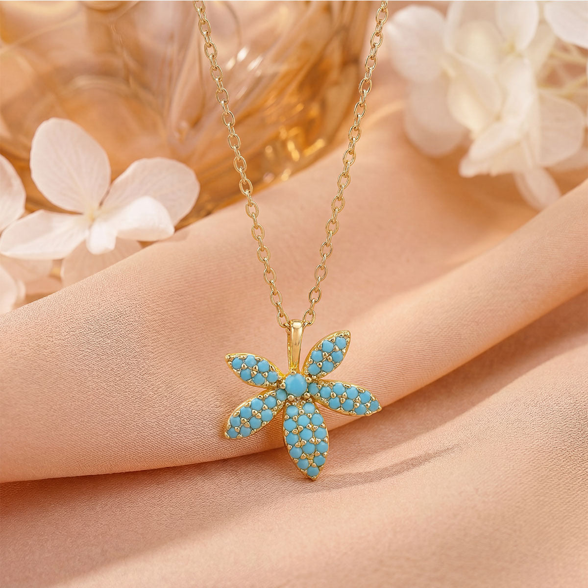 Wholesale Maple Leaf Choker Necklace Titanium Steel Copper Gold Plated Zircon Jewelry Accessory