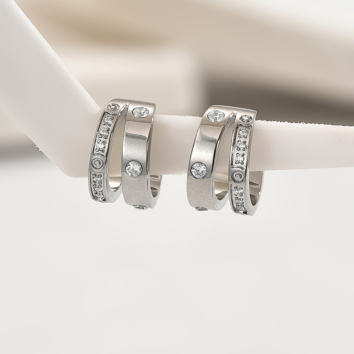 Stainless steel gold-plated earrings with cubic zirconia