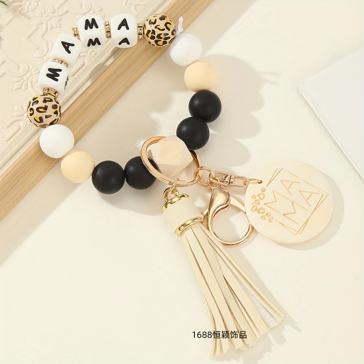 Wholesale Alphabet Brand MAMA Women's Keychain Silicone Beaded Keychain
