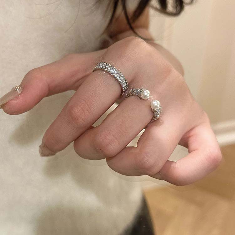 Wholesale Medieval Style Silver Pearl Open Twist Ring for Women - Trendy Fashion Accessory for Everyday Wear