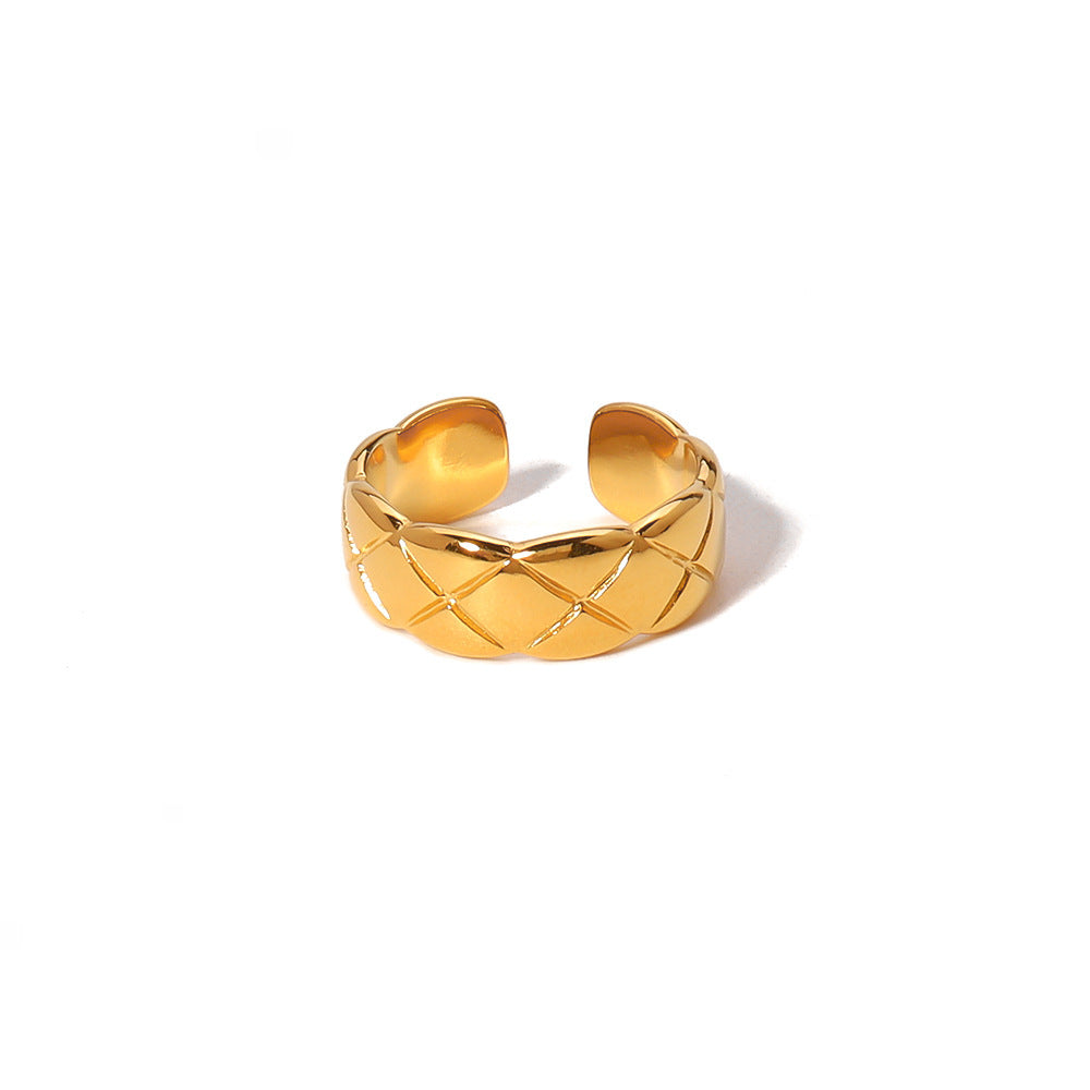Wholesale  retro palace style carved ring hollow design titanium steel non-fading ring
