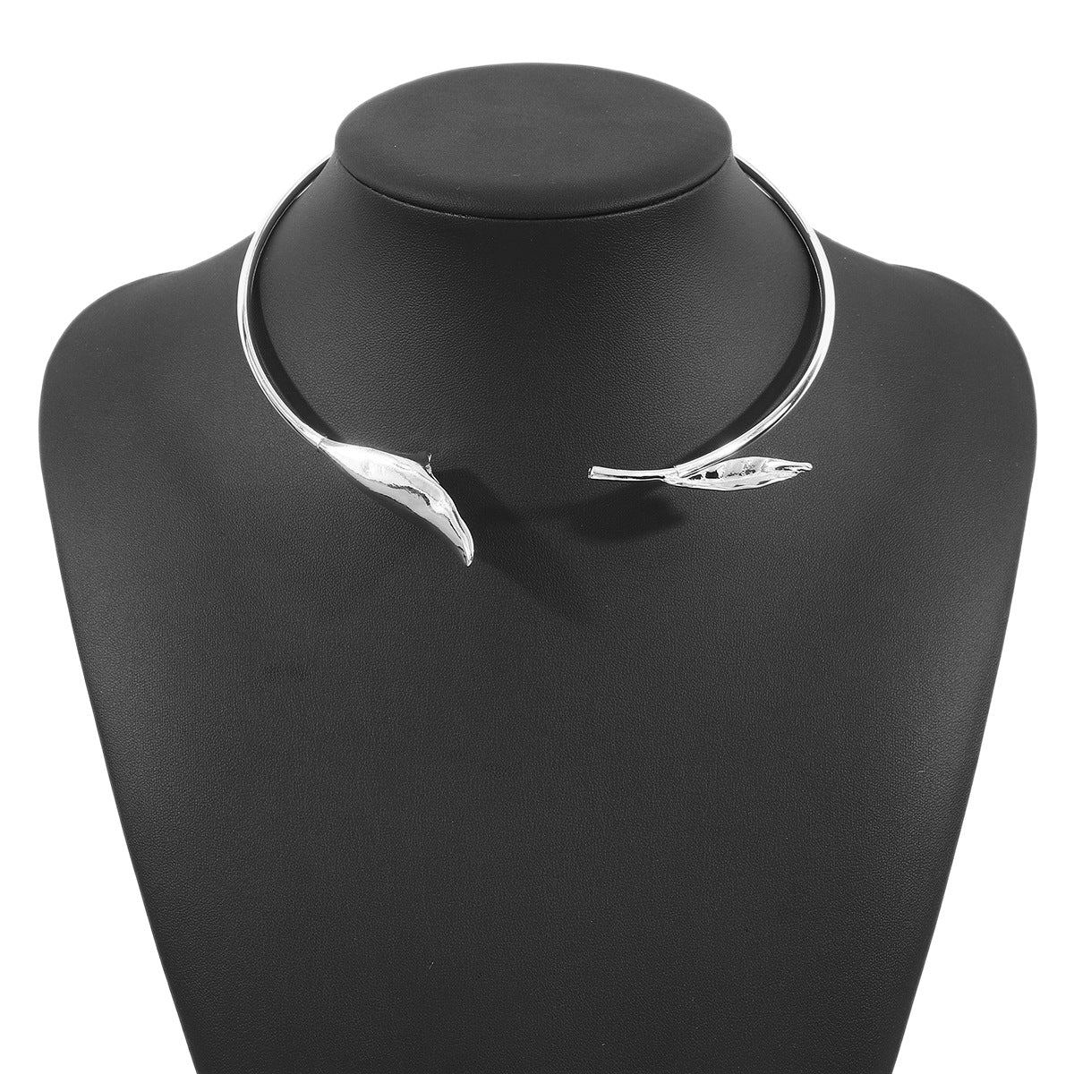 Wholesale Retro design calla lily flower opening collar  simple elegant Necklaces