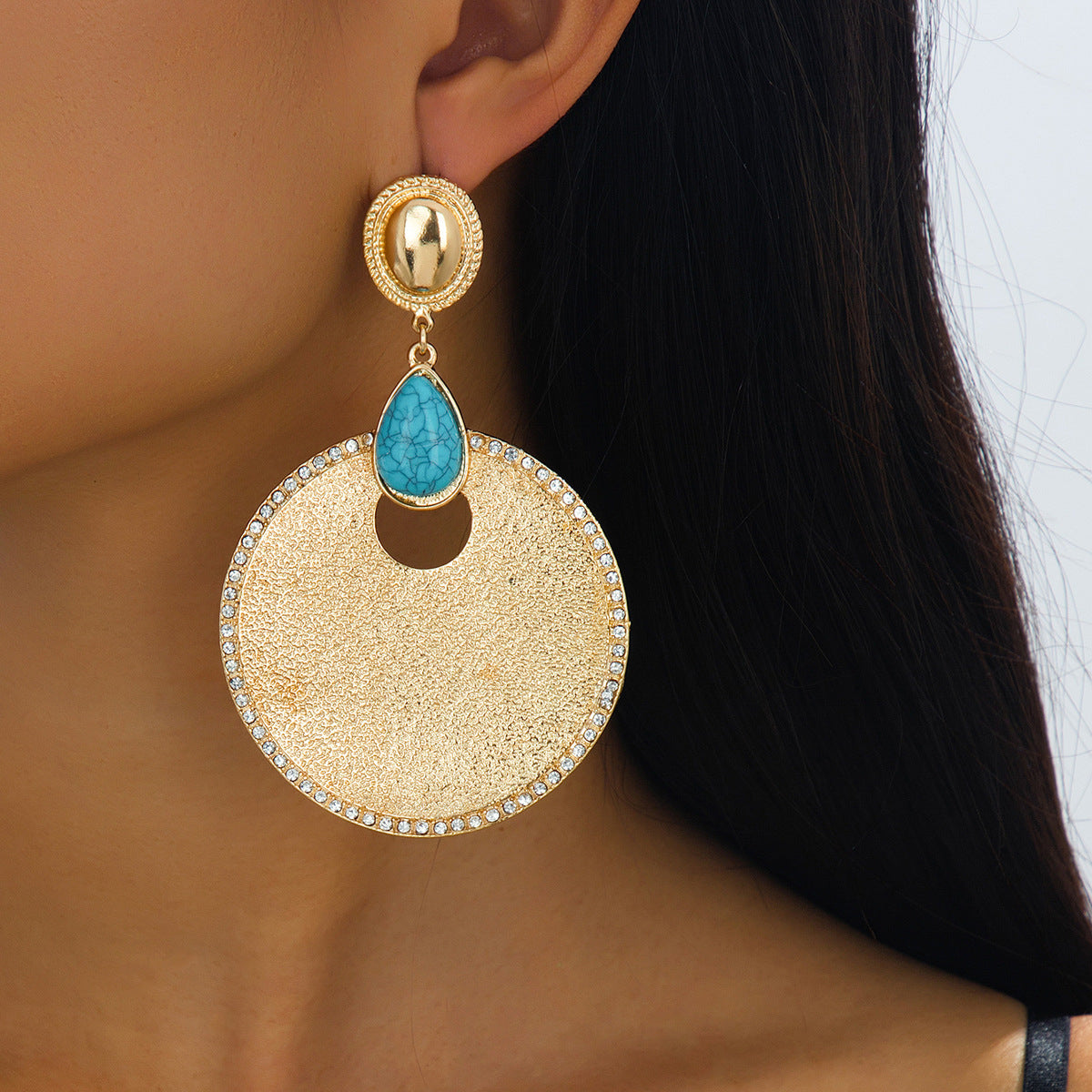 Wholesale Zinc Alloy Matte Geometric Round Earrings For Women Party Wear Fashion Accessory