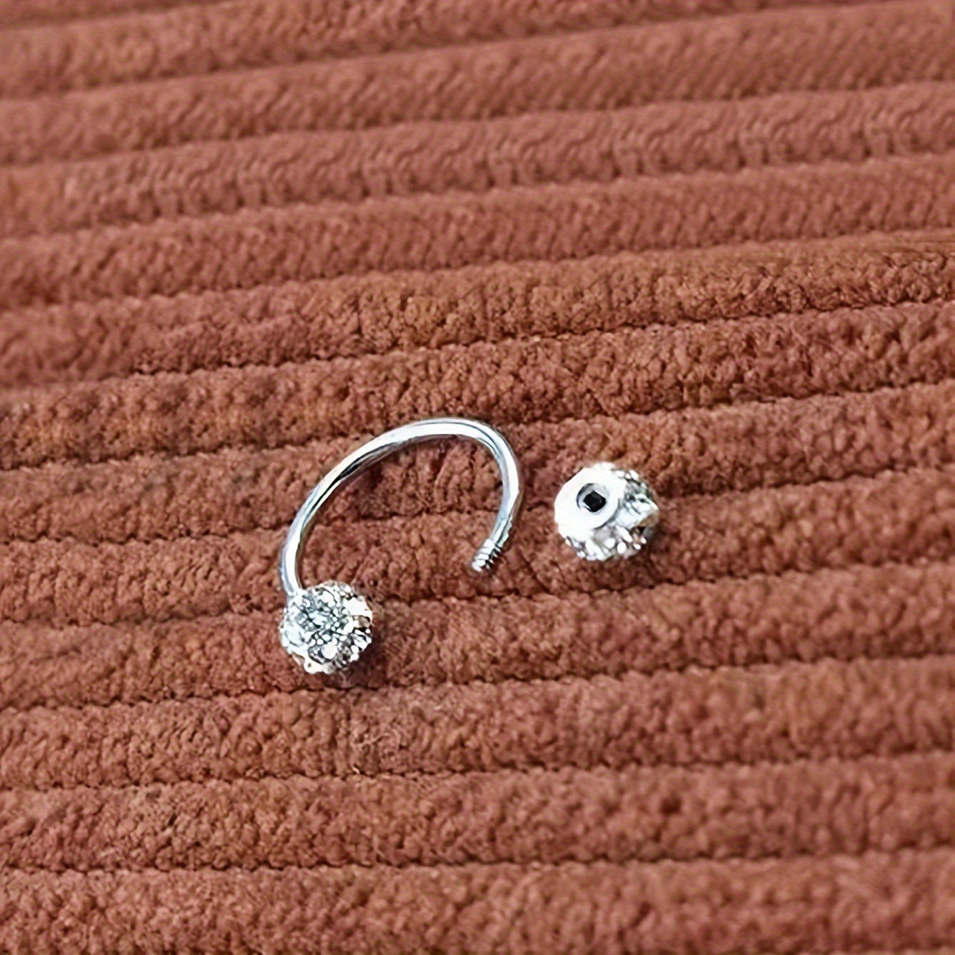 Wholesale double head screw buckle full diamond earrings