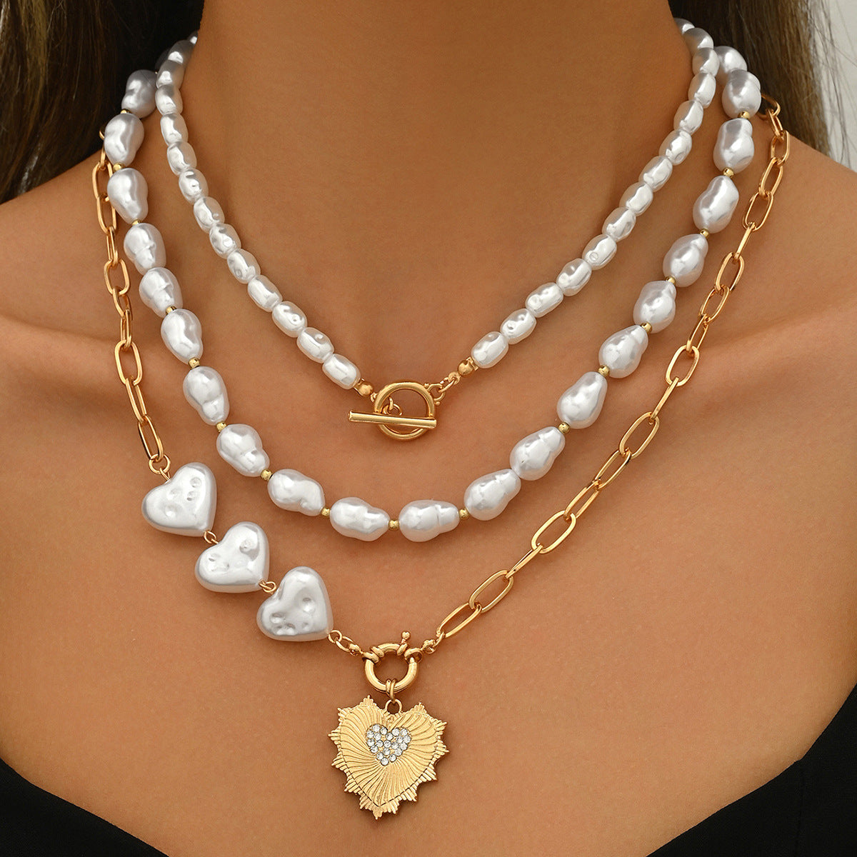 Wholesale irregular chain clavicle chain  heart-shaped baroque pearl necklace