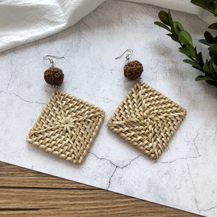 Wholesale Retro Forest Style Grass and Rattan Woven Handmade Earrings Bohemian Resort Style Earrings Vintage ACC-ES-Luox003
