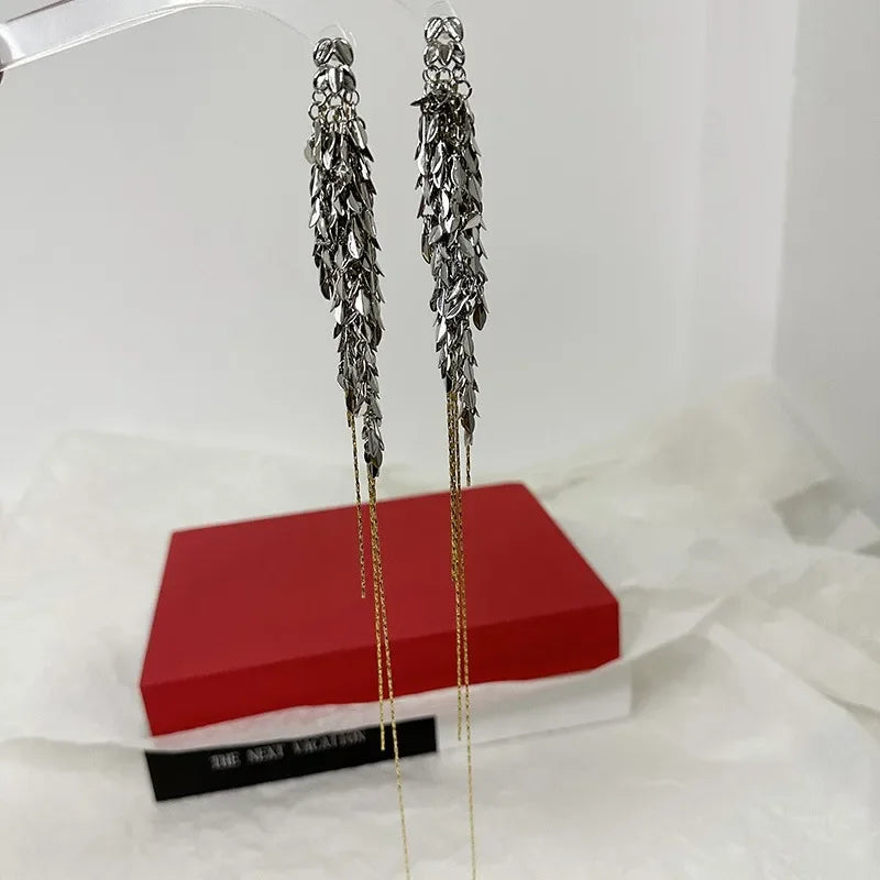 Wholesale wheat ear leaf thin chain tassel earrings