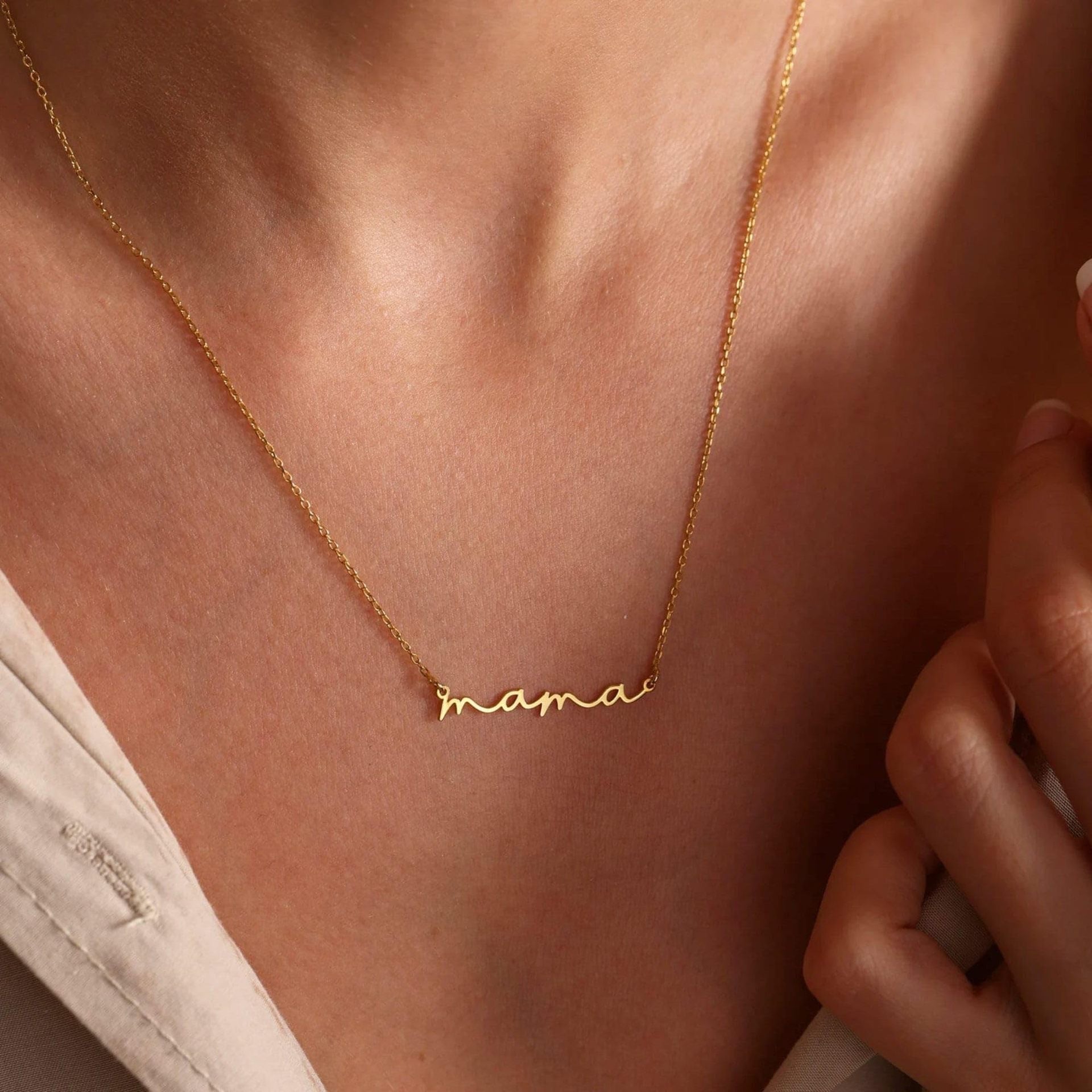 Wholesale Mother' s Day Simple Mama Stainless Steel Letter Necklace