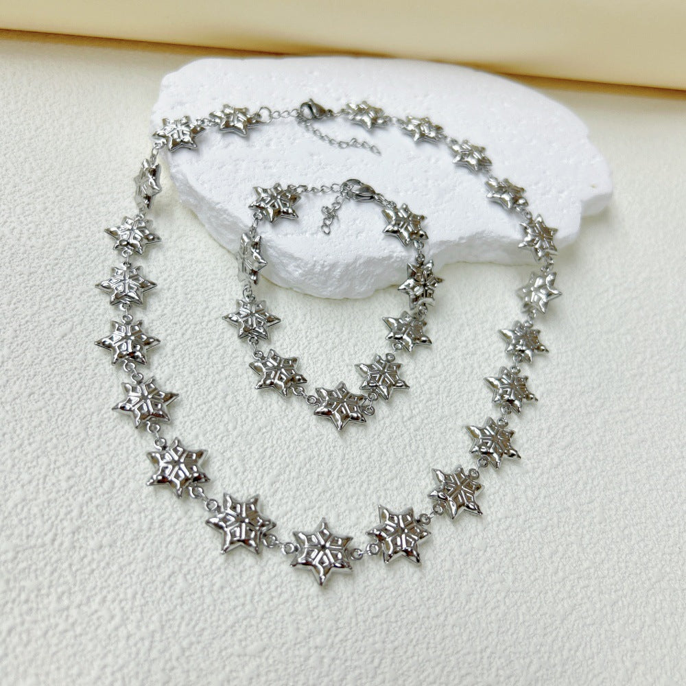 Wholesale  three-dimensional hollow stars love cross snowflake four-leaf clover necklace bracelet