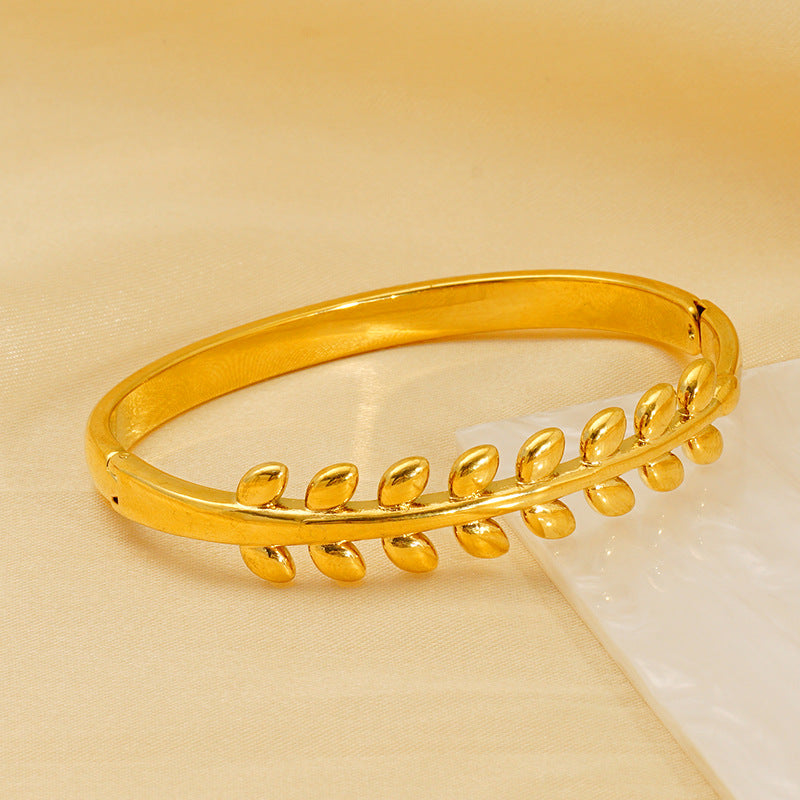 Wholesale  vacuum plating non-fading titanium steel bracelet