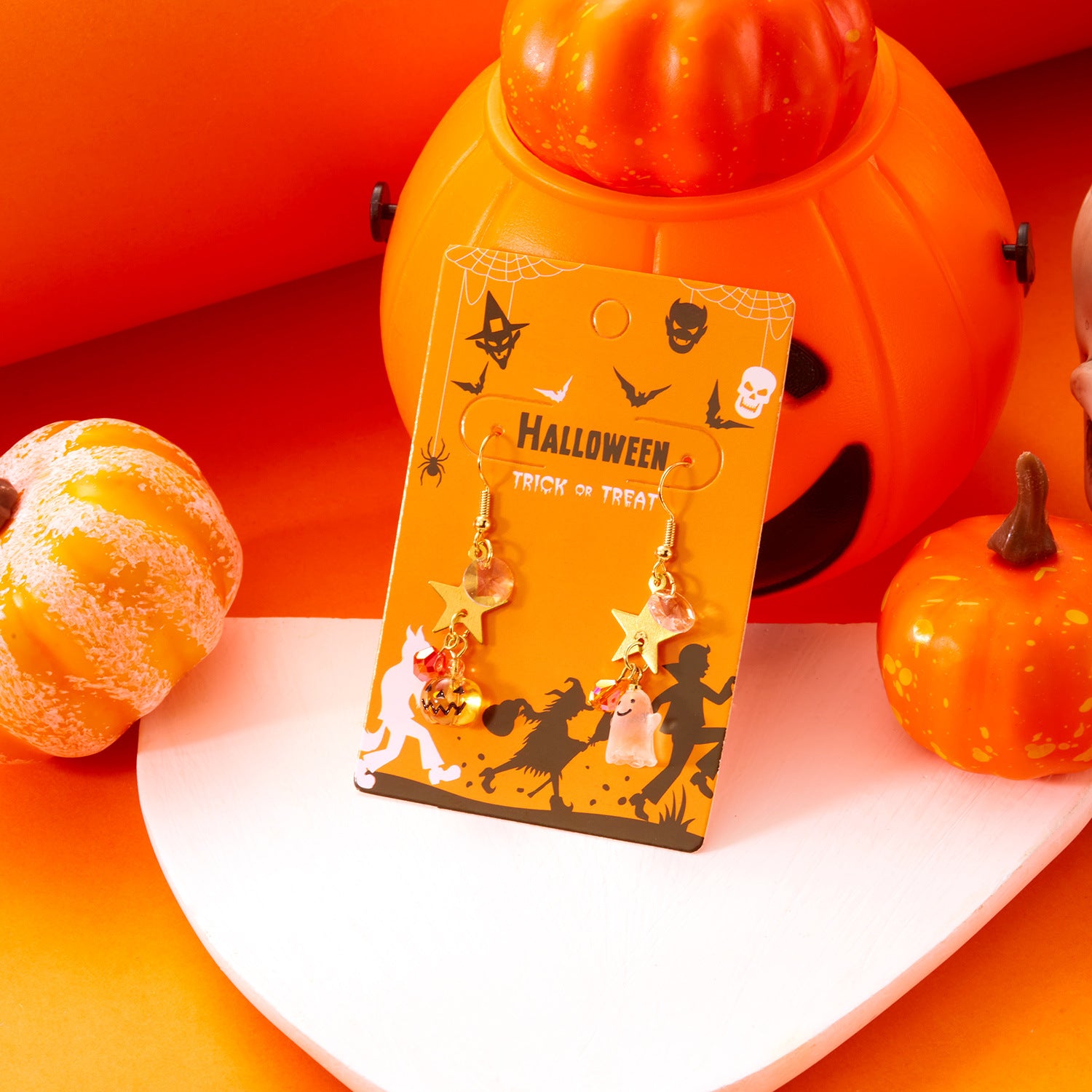Wholesale  resin earrings star moon ghost pumpkin skull cute earrings