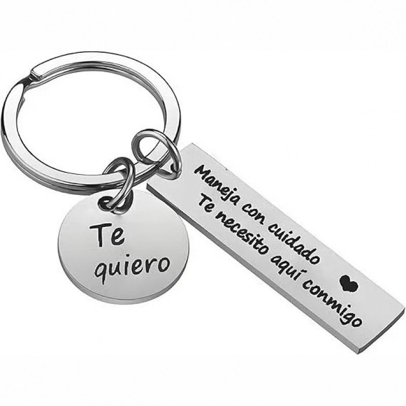 Wholesale Stainless Steel Engraved Motorcycle Keychain Couple Car Hanging Gift With Spanish Love Message