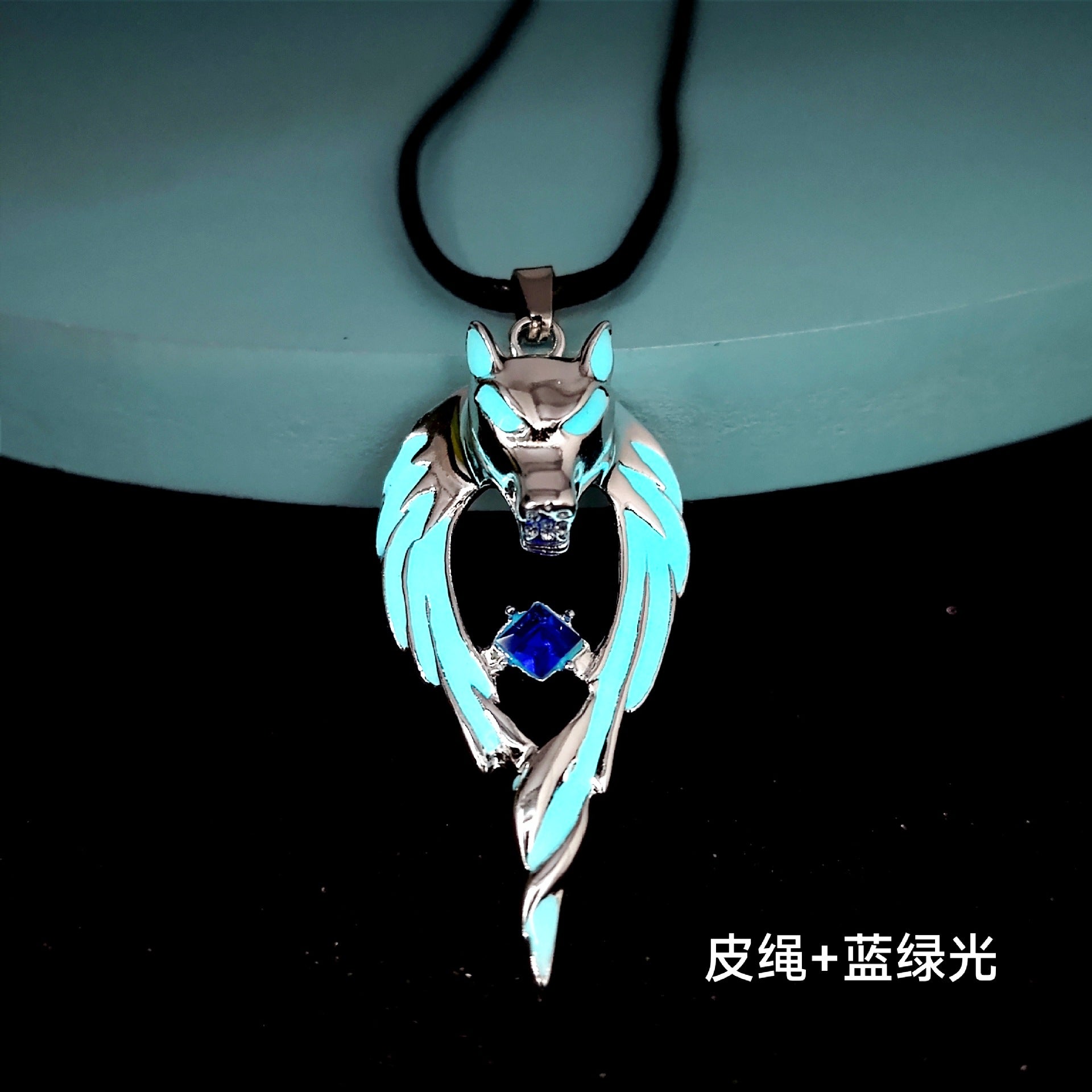 Wholesale Luminous Wolf Totem Luminous Men' s Pendant