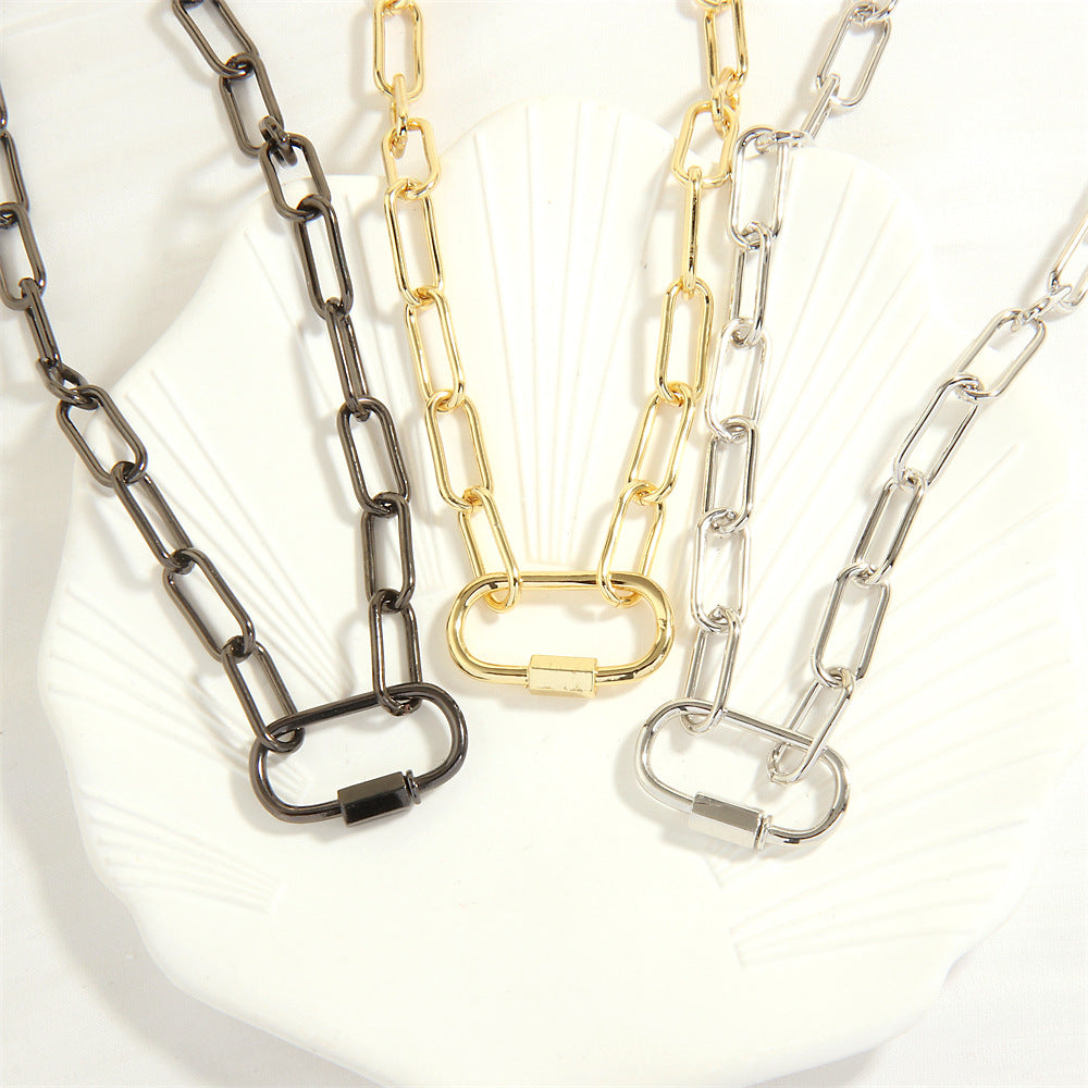 Wholesale Personalized design screw buckle oval pendant necklace three-color electroplating color-preserving clavicle chain