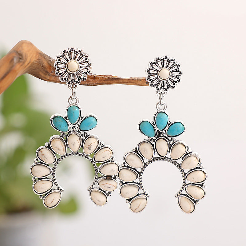 Wholesale Retro Carved Turquoise Pumpkin Earrings,  Western Ethnic Style Jewelry Accessory,  Trendy Gift for Party and Resale