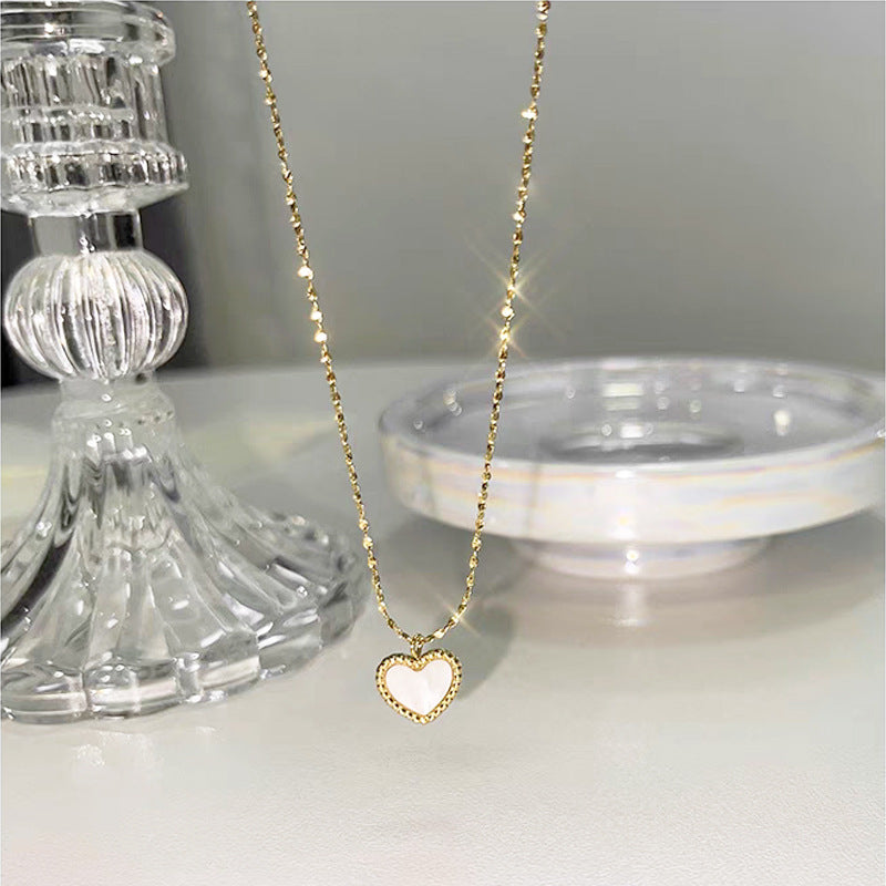Wholesale Light Luxury Versatile White Shell Love Stainless Steel Necklace