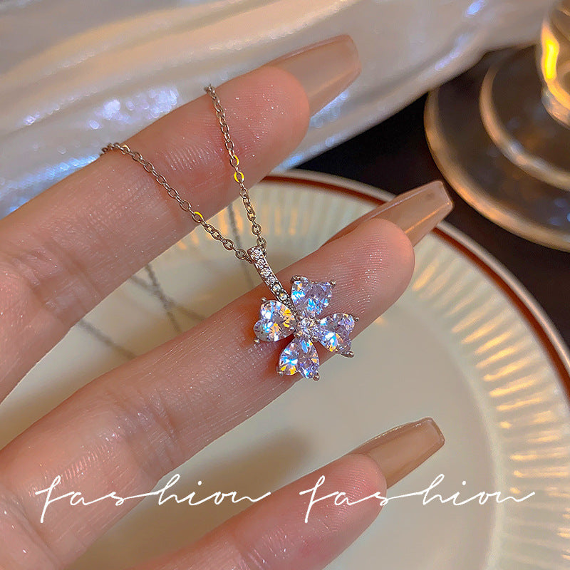 Wholesale Micro-inlaid Zircon Flower Titanium Steel Necklace