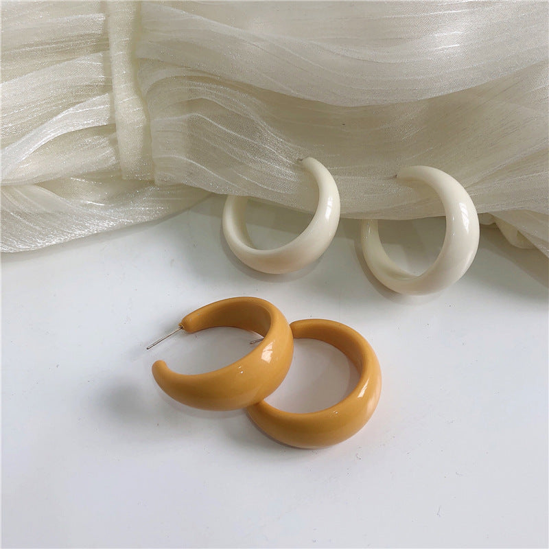Wholesale Acrylic Vintage C Shape Geometric Earrings