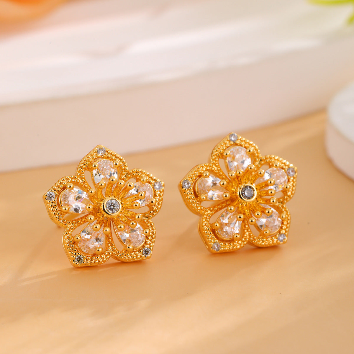 Wholesale  Stainless Steel All-match Earrings Diamond Hollow Flowers Jewelry