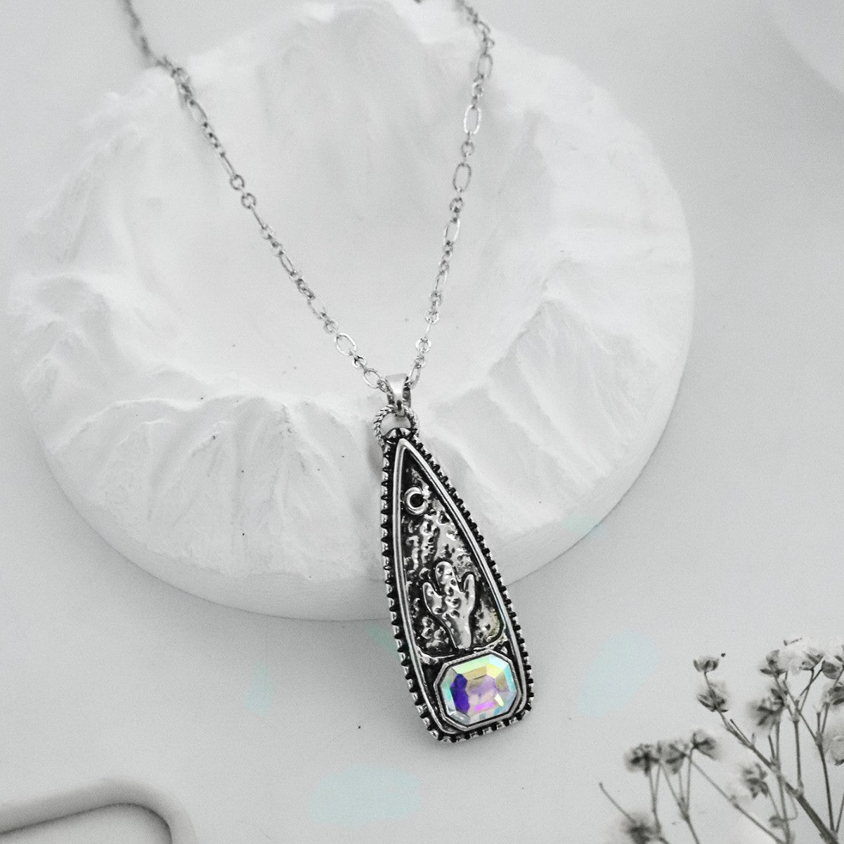 Wholesale Western Cowboy Boho Pendant Necklace Zinc Alloy Geometric Boot Chain Fashion Accessory Gift