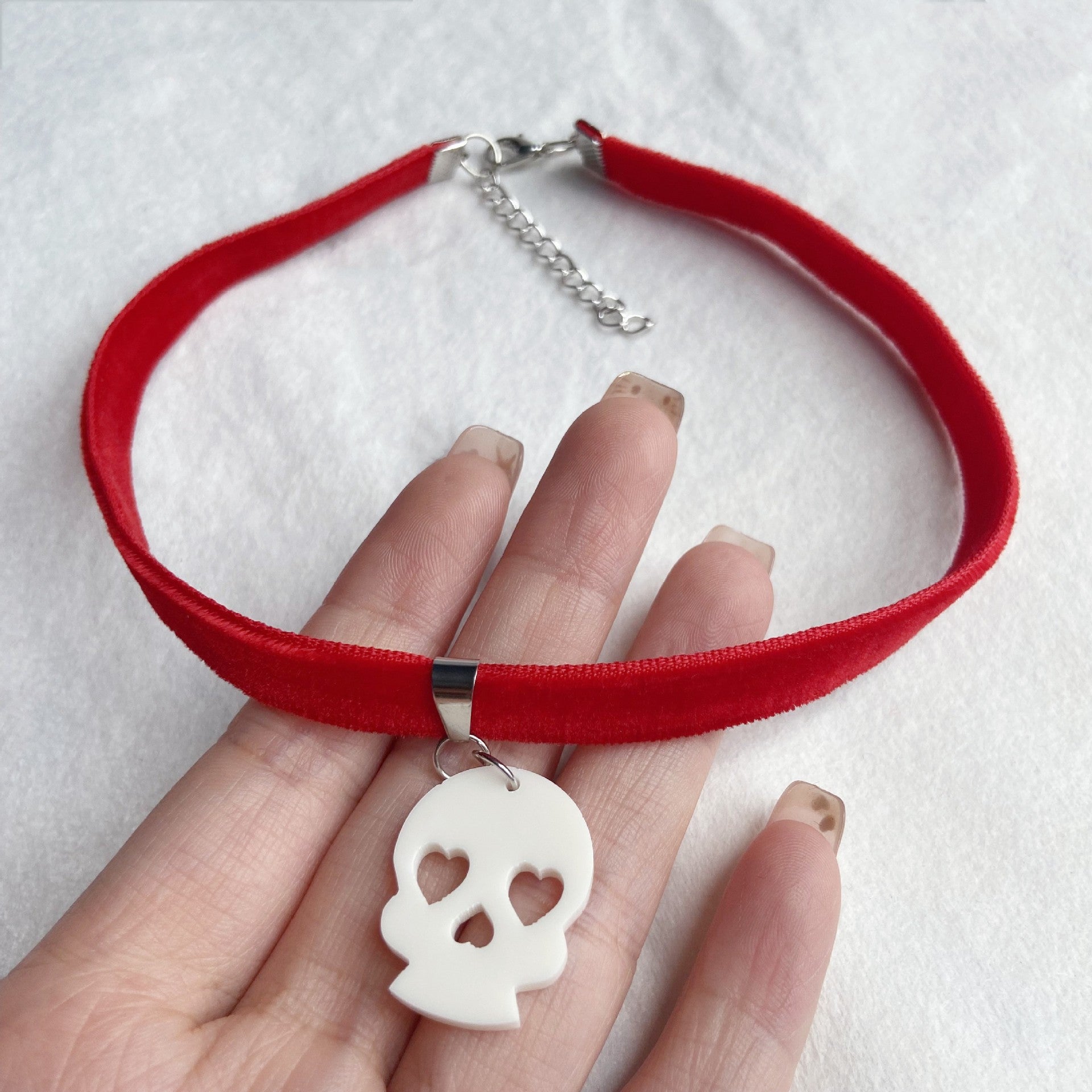 Wholesale Stylish Acrylic Choker Necklaces With Star Snowflake Heart Charms Fashion Jewelry Accessory For Party And Everyday Wear