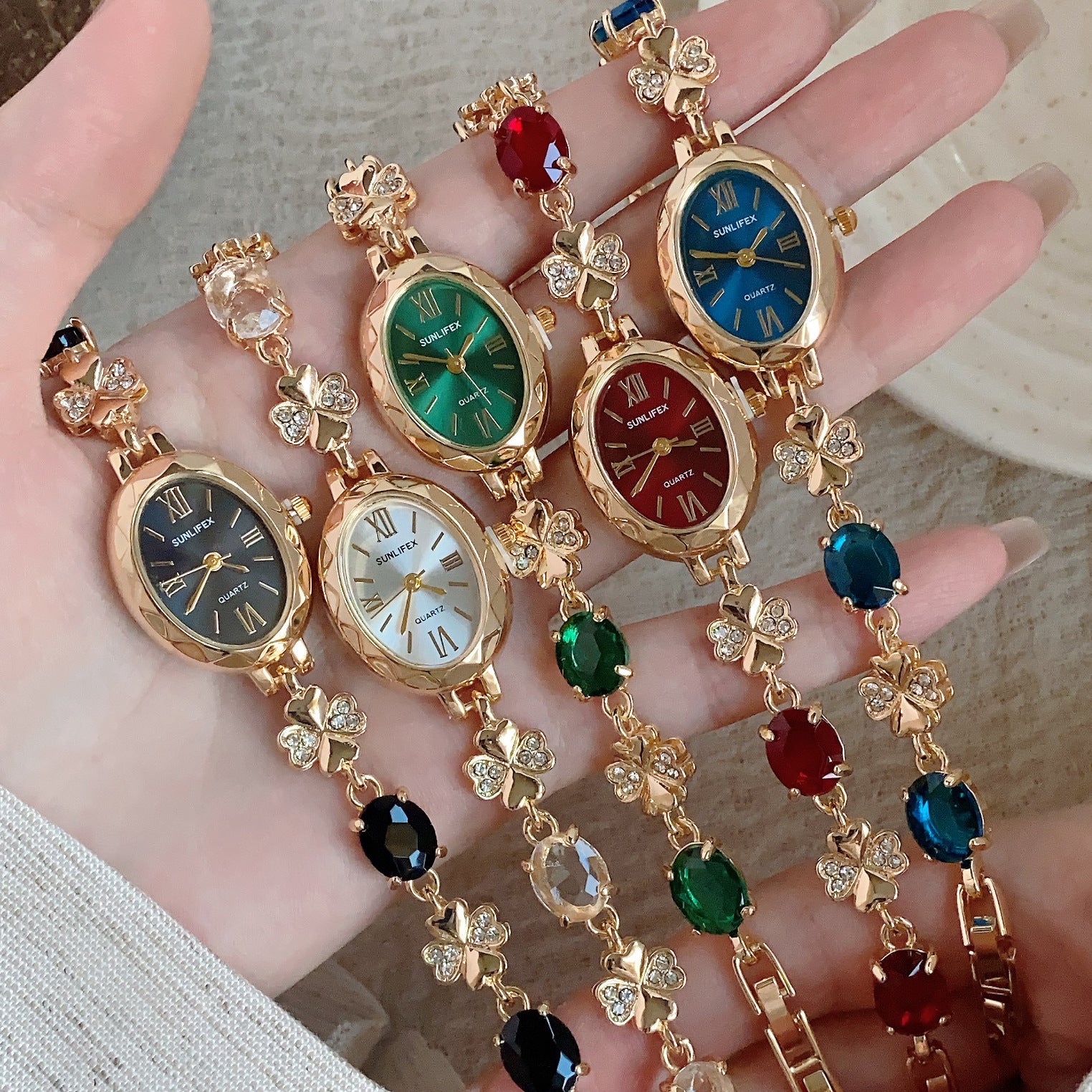 Wholesale Stylish Oval Crystal Women Quartz Wristwatch Bracelet Design Fashion Jewelry Accessory For Everyday Wear And Gift
