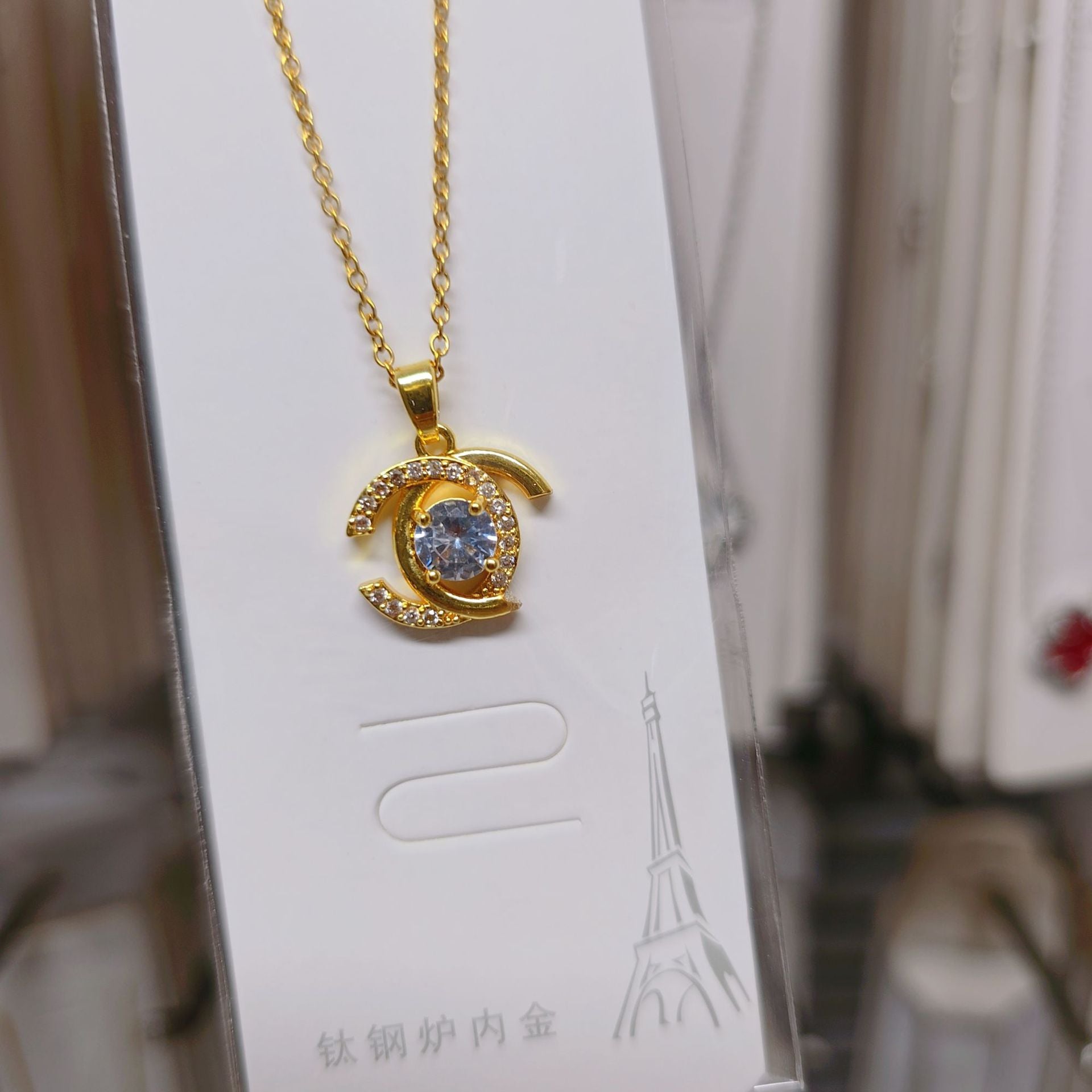 Wholesale Titanium Steel Zircon Blingbling Double C-shaped Light Luxury Necklace