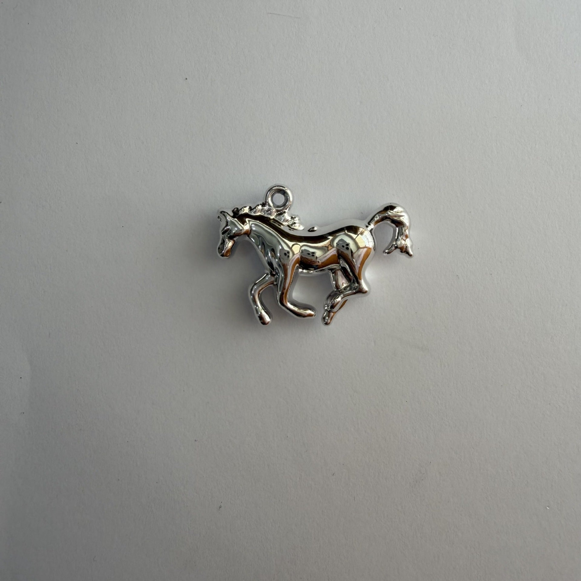 Wholesale Cute Acrylic Horse Keychain Bag Charm Car Key Accessory Gift