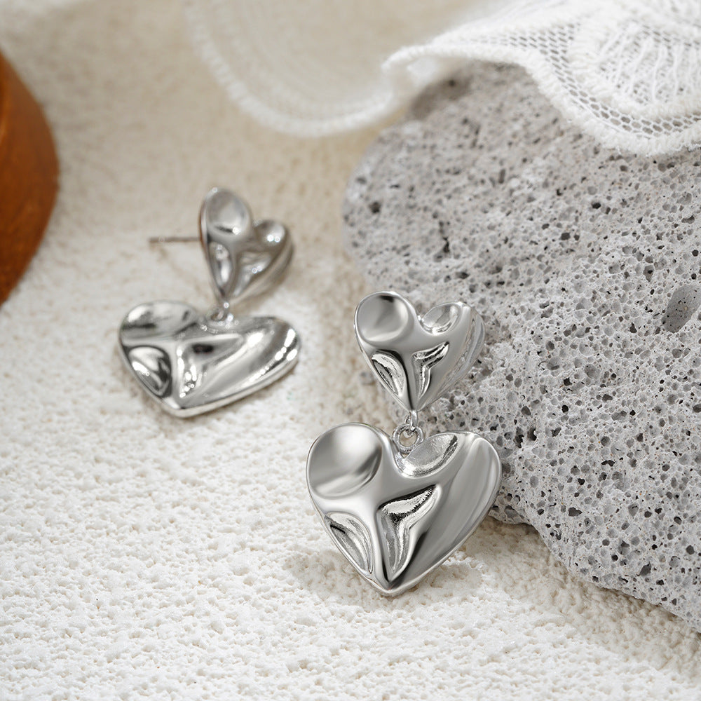 Wholesale  18K Gold Stainless Steel Bump Love Earrings Retro Heart-shaped Earrings