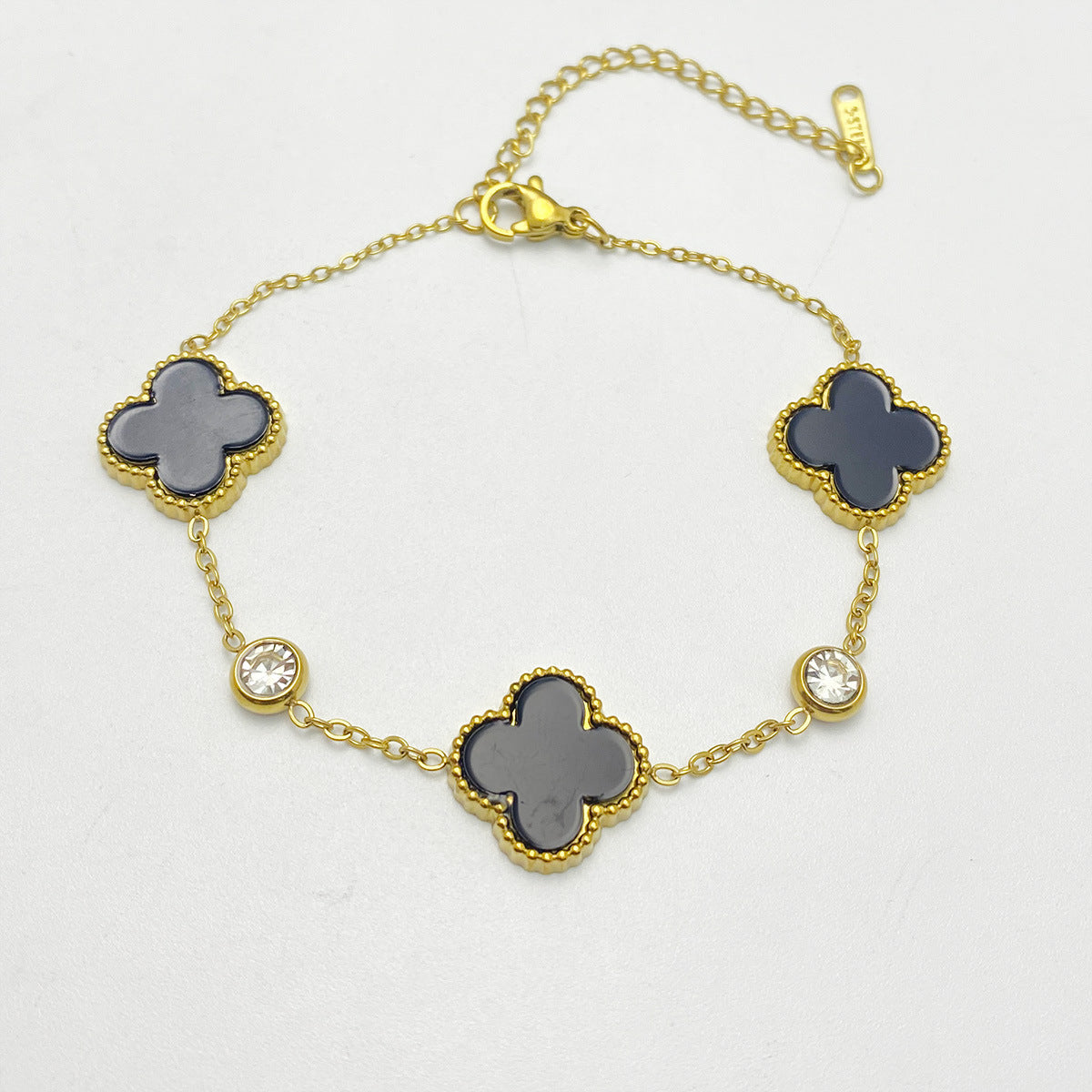 Wholesale Real Gold Plated Titanium Steel Five-Leaf Flower Bracelet - Everyday Jewelry Accessory