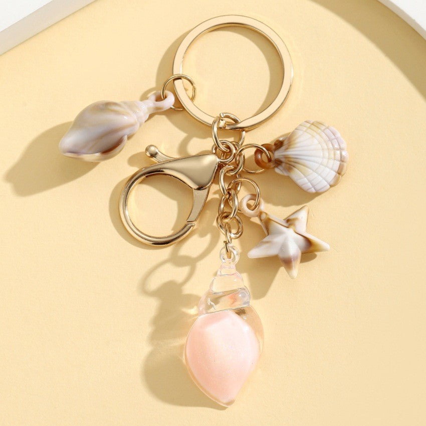 Wholesale Acrylic Glow-in-the-Dark Seashell Keychain Decorative Car Bag Charm Gift
