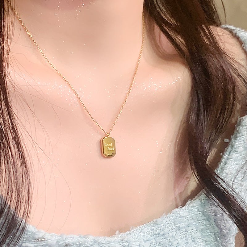 Wholesale titanium steel lucky light luxury necklace