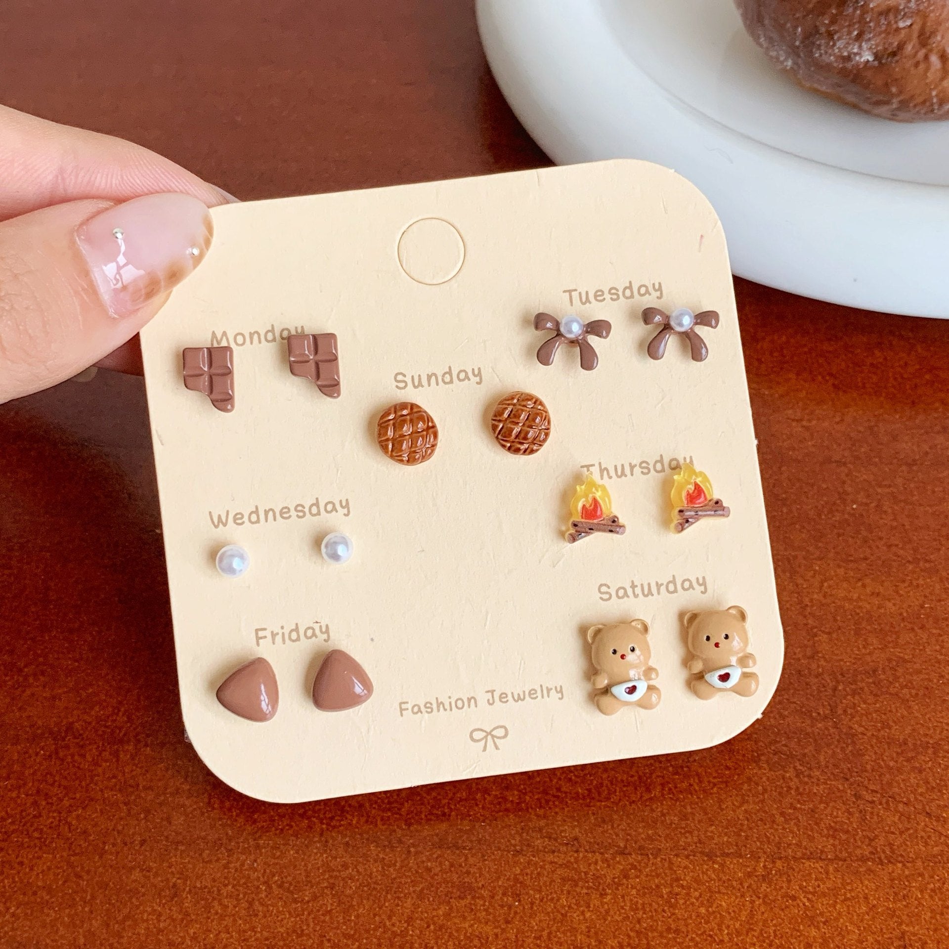 Wholesale Maillard  Silver Needle Stud Earring Set