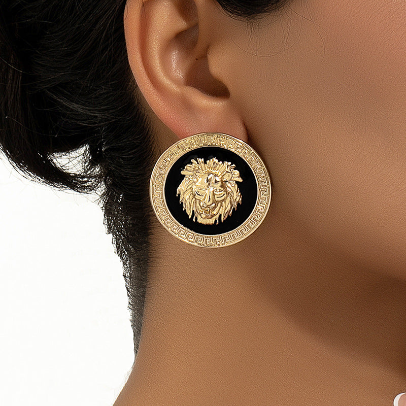 Wholesale Geometric Lion Head Stud Earrings Gold Finish Fashion Jewelry Accessory Gift for Party Wear