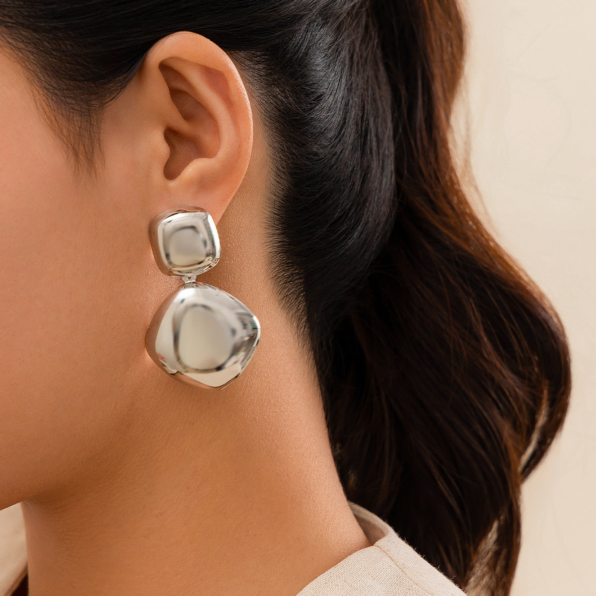 Wholesale Metal Glossy Water Drop Peas Earrings Love Hearts Heart Earrings ACC-ES-KunJuan003