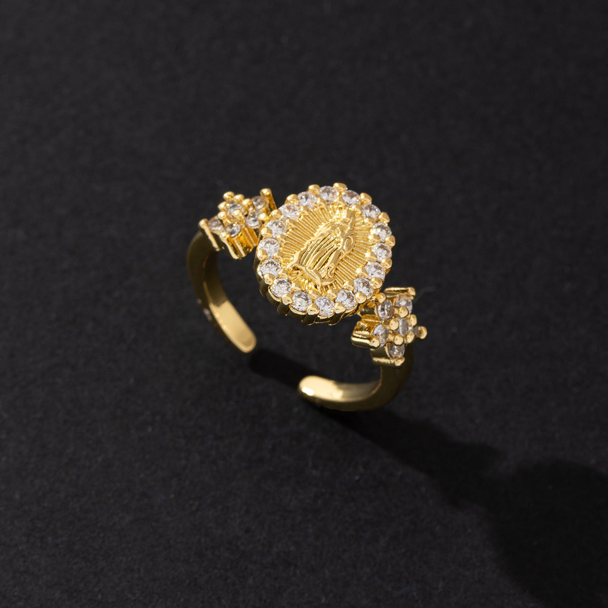 Wholesale Copper Zircon Virgin Mary Adjustable Couple Ring Electroplated Fashion Jewelry