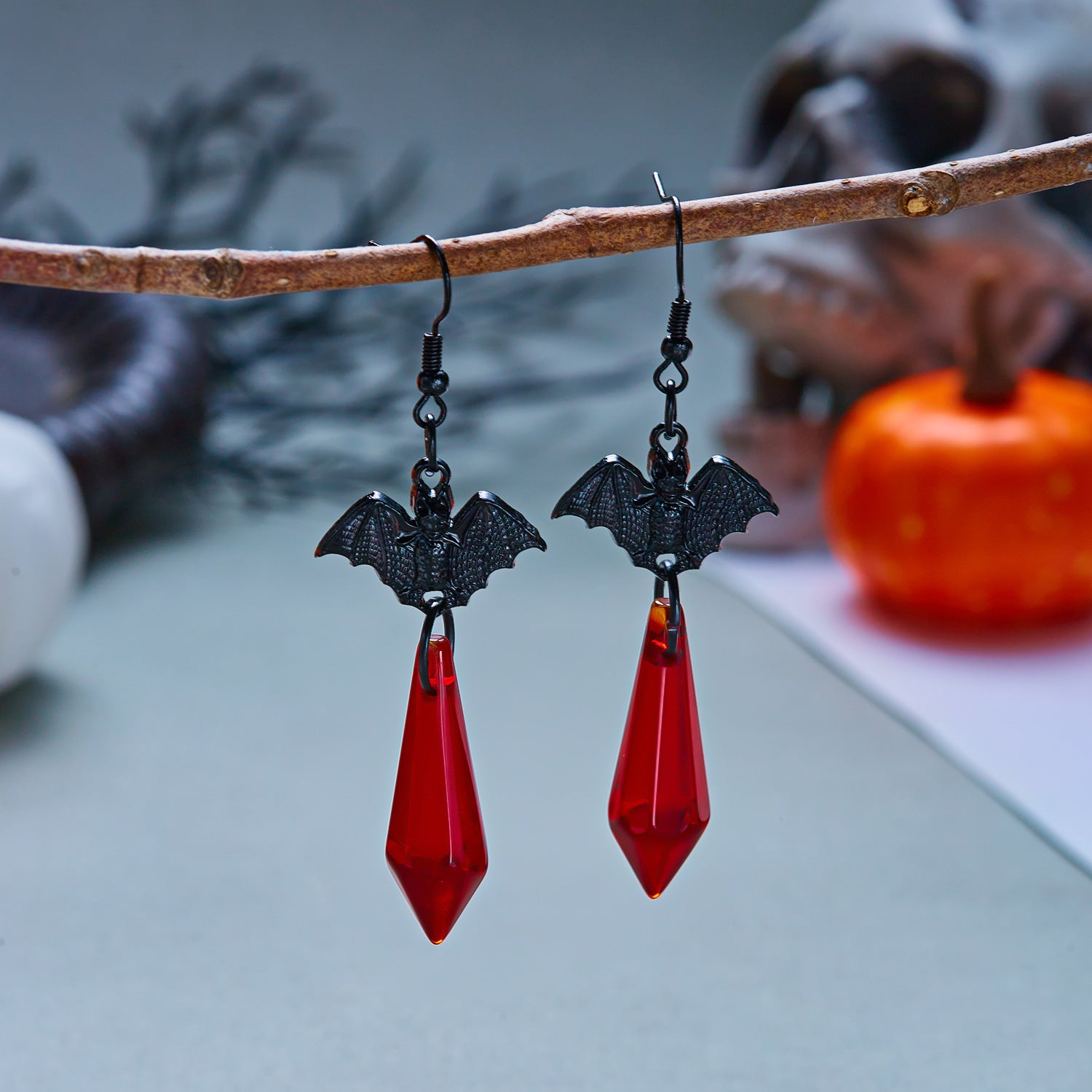 Wholesale Gothic Vampire Bat Earrings Red Black Crystal  Party Fashion Accessory