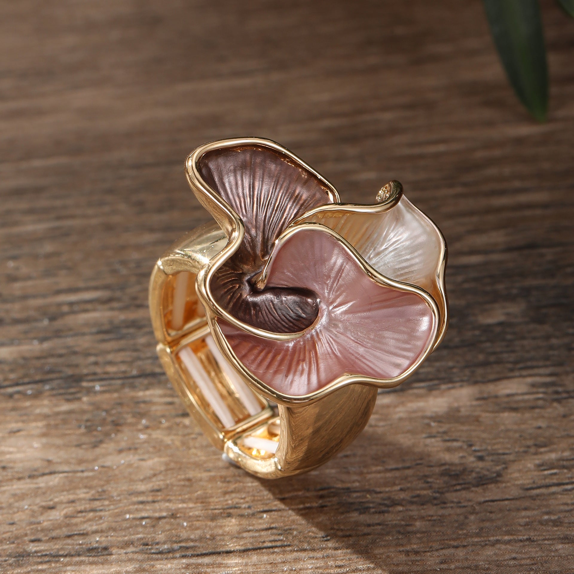 Wholesale Colorful Oil Painting Geometric Petals Alloy Rings ACC-RS-Taol001