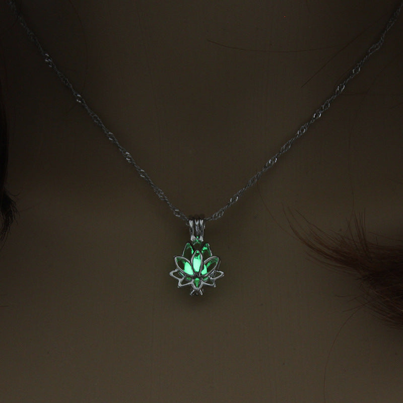 Wholesale Luminous Hollow Halloween Alloy Necklaces ACC-NE-NuoM001