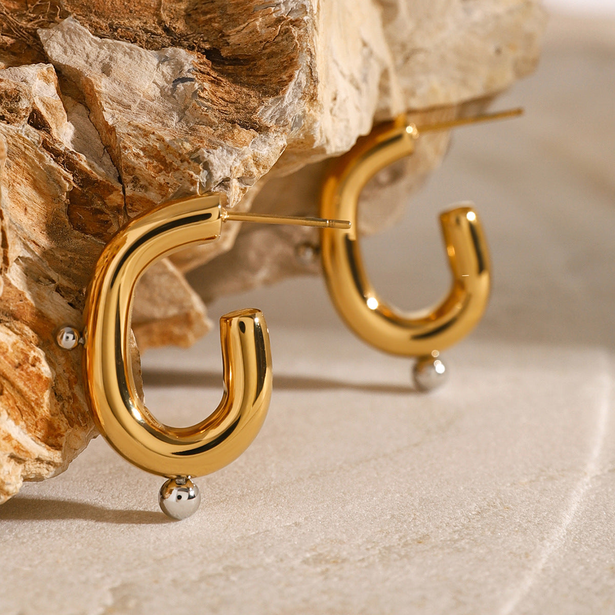 Wholesale  light luxury  all-match 18k gold stainless steel color matching C- shaped earrings