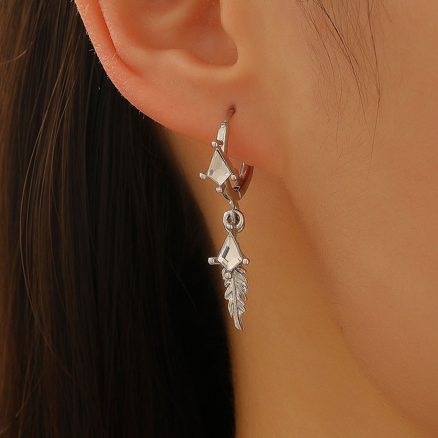 Wholesale Zinc Alloy Electroplated White Star Ear Cuff and Earring Set - Trendy Jewelry Accessory