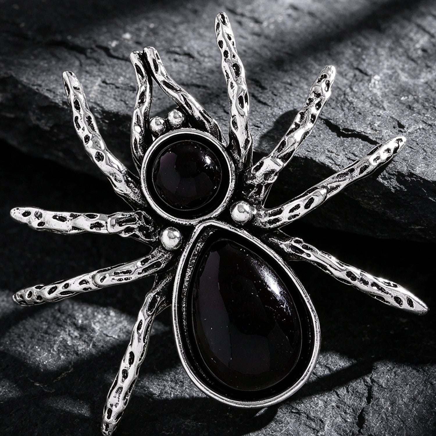 Wholesale Gothic Dark  Brooch with Black Zircon Inlay Trendy Pin for Coat Suit