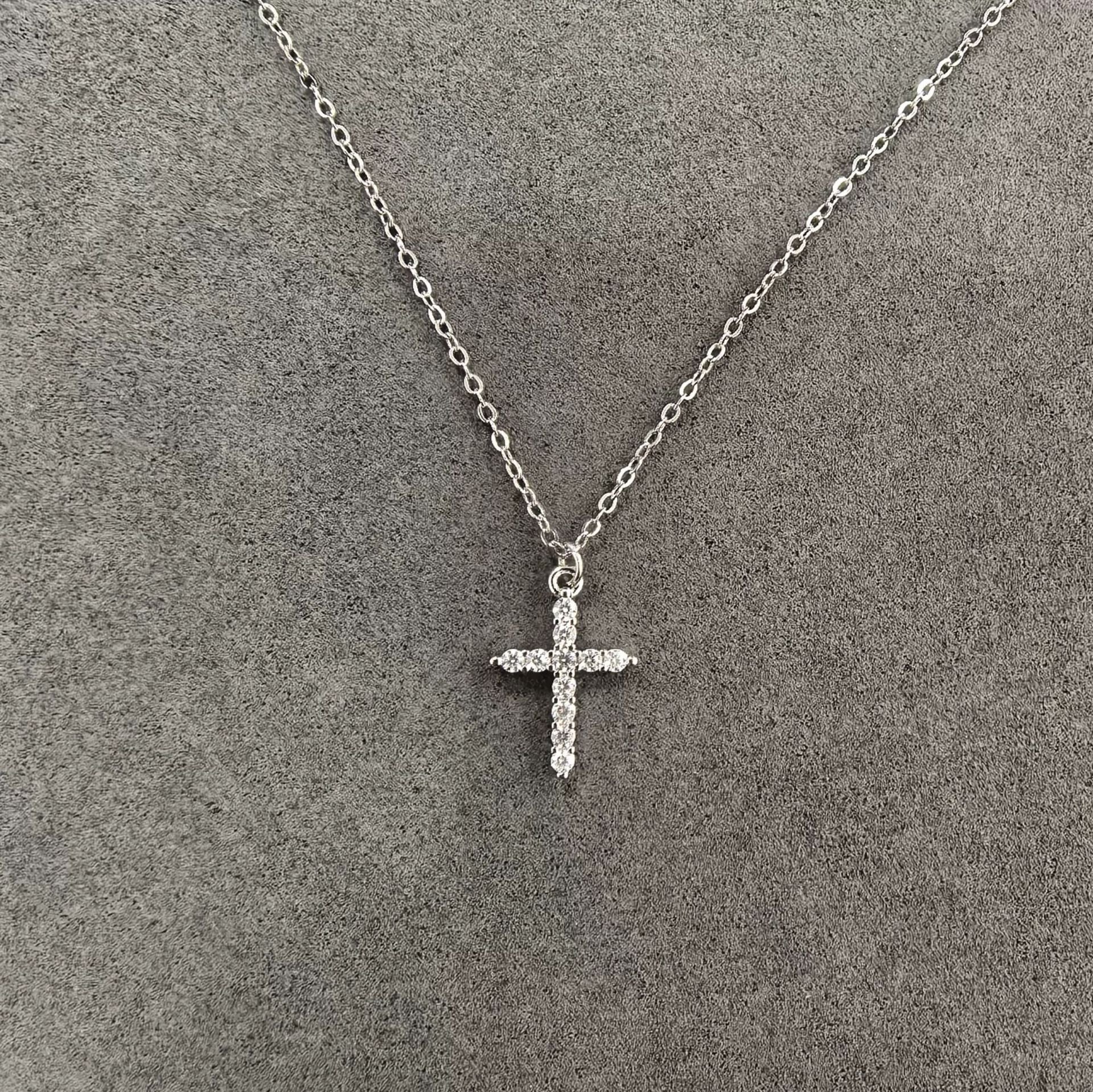 WholesaleK Luo Xin High-Quality Diamond-Encrusted Double Cross Colored Diamond Pendant Trendy Fashion Hip-Hop Necklace Versatile for Couples