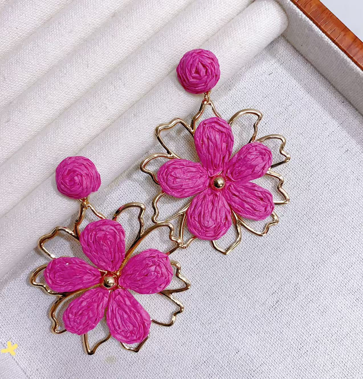 Wholesale high-level hand-woven earrings