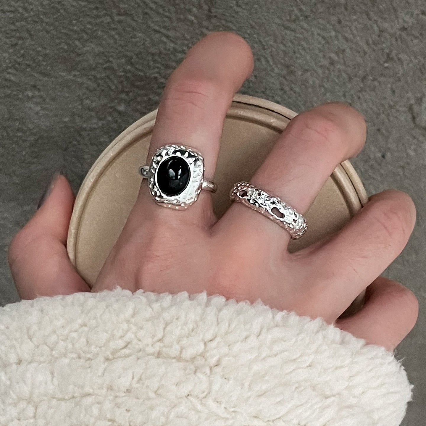 Wholesale Trendy Black Agate Geometric Copper Electroplated Ring for Women Boutique Resale