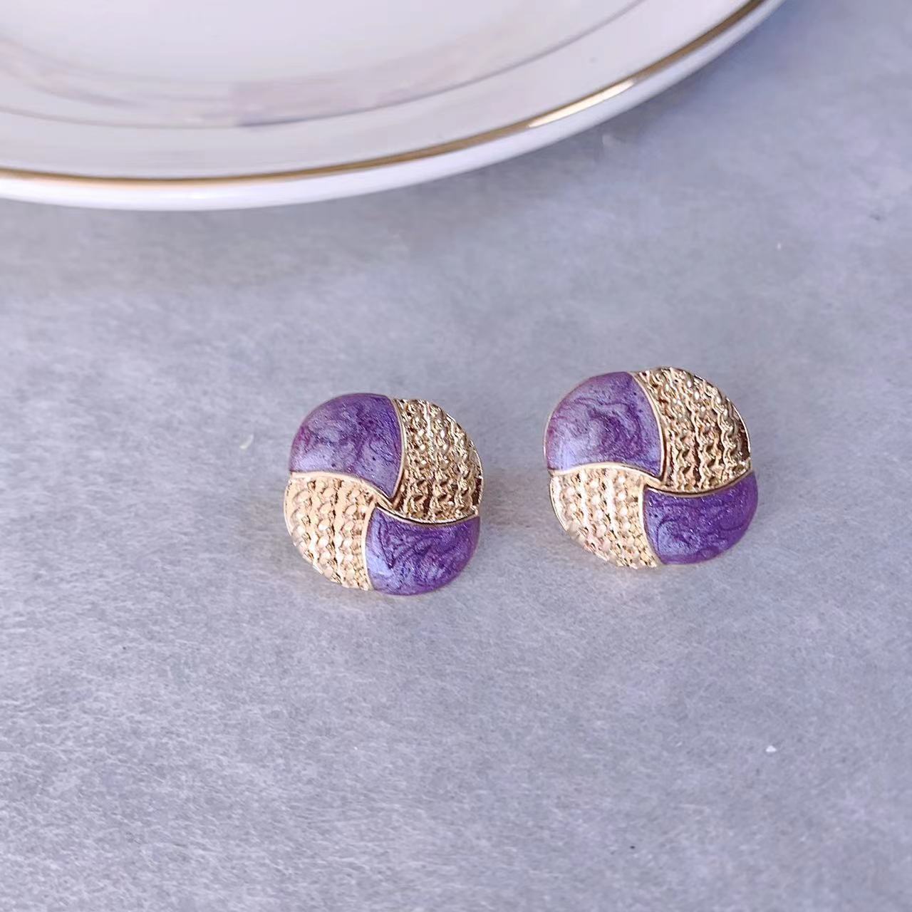 Wholesale French Retro Purple Dripping Glaze Love Earrings Alloy Fashion Accessory for Women