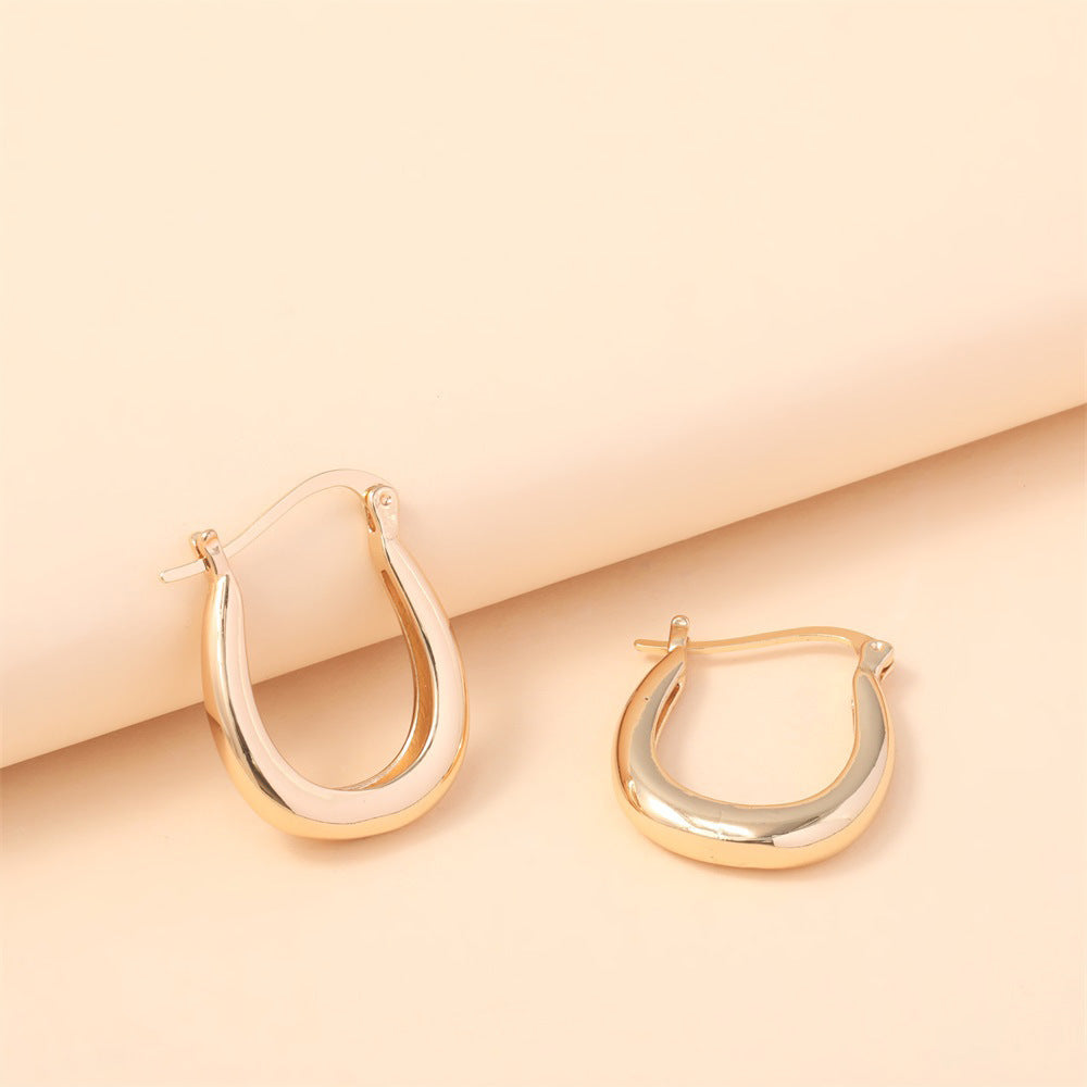Wholesale gold U-shaped earrings