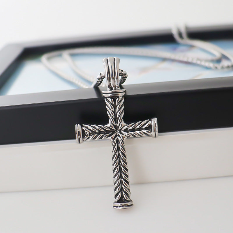 Wholesale Fashion Cross Pendant Necklace Electroplated Alloy Silver Tone Striped Design Everyday Jewelry Accessory